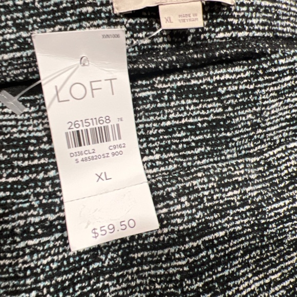 (Brand-Loft) XL - Picture 4 of 5